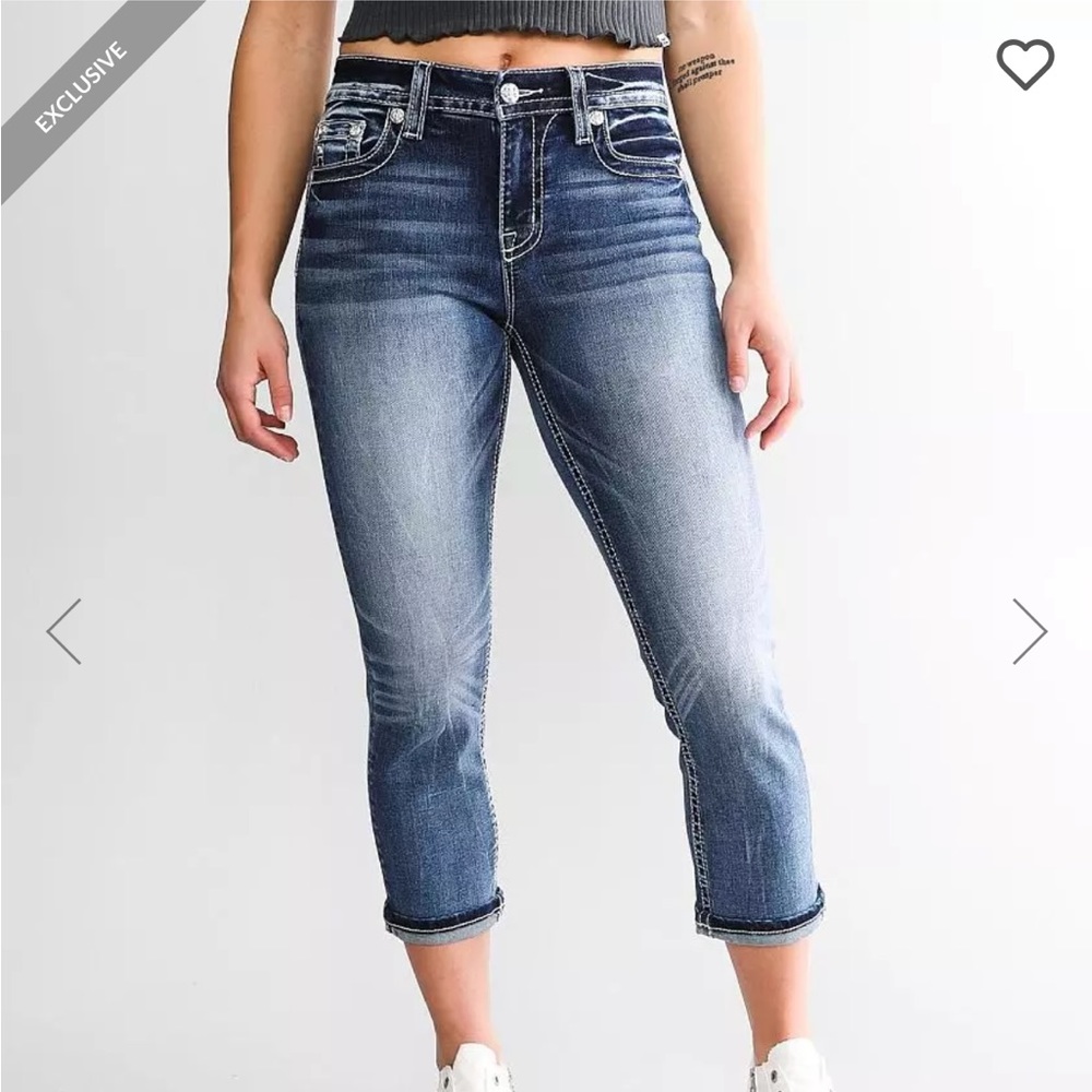 Miss Me Curvy Mid-Rise Crop